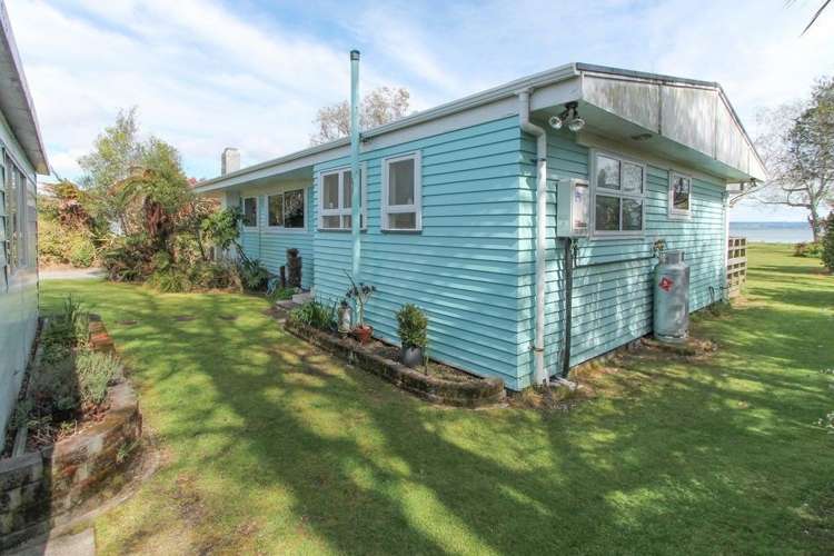 7 Cooper Avenue Holdens Bay_9