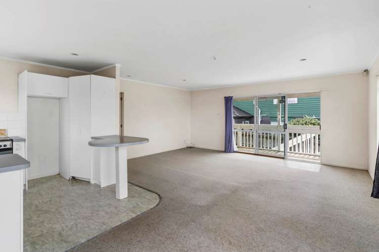 2/95 Waipuna Road Mount Wellington_5
