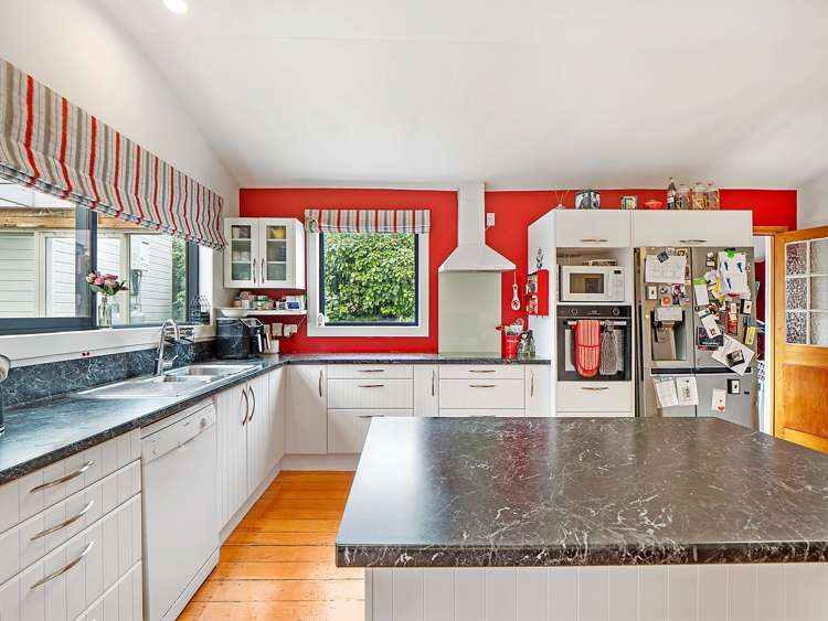 297 lake terrace road Burwood_12