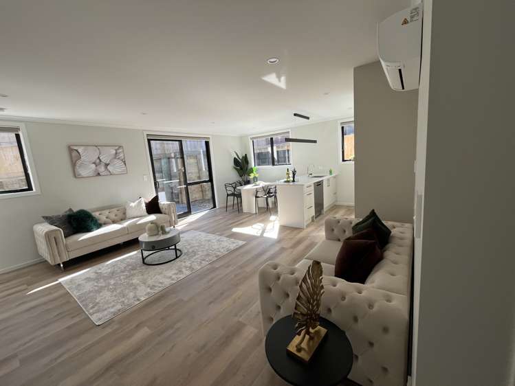 23 Scenic Rise Rototuna North_35