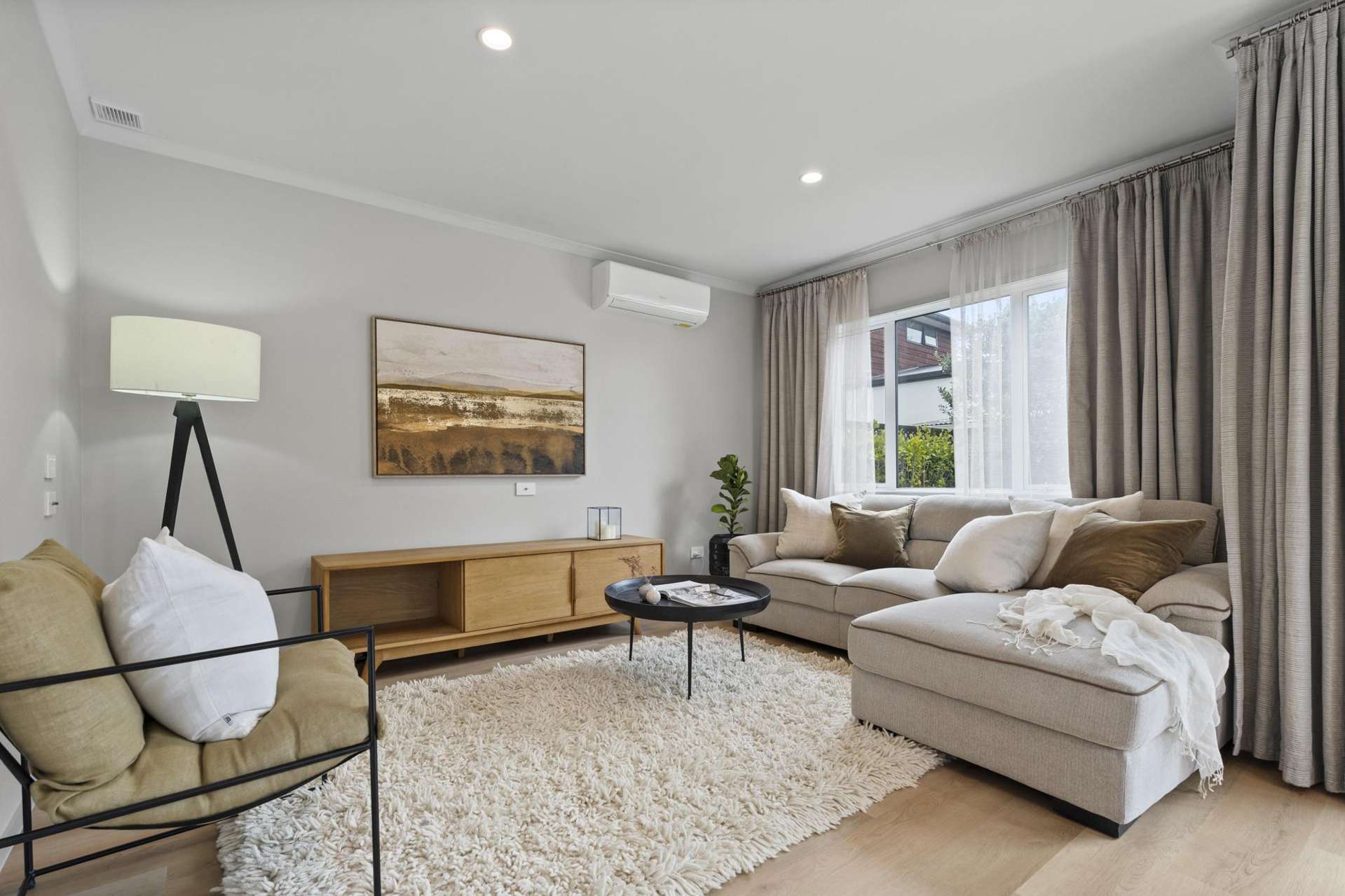 39 Whakawhiti Loop Avondale_0