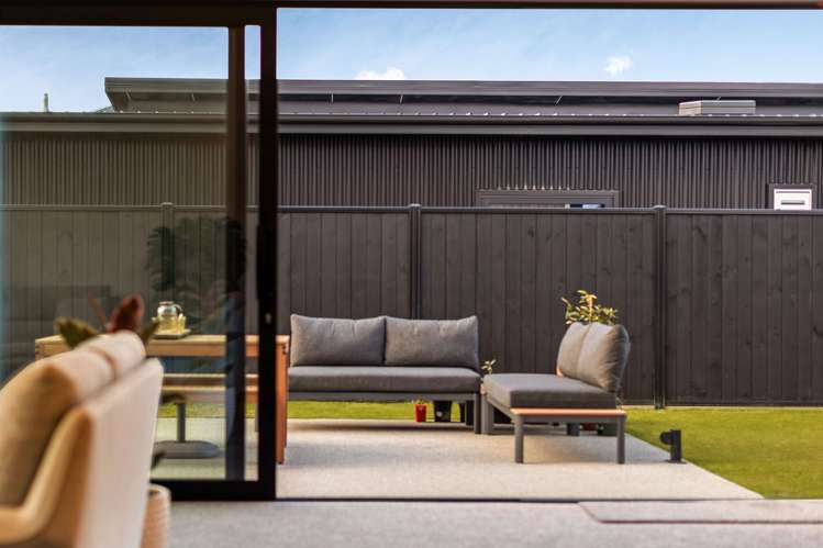 75 Magnum Drive Cromwell_7