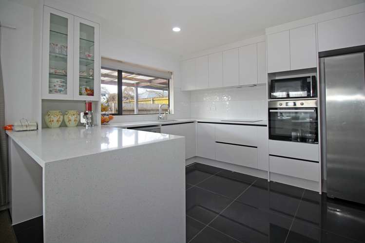 12 Masters Place Favona_13