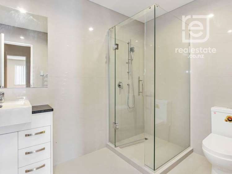 21 Rosewell Crescent Flat Bush_9