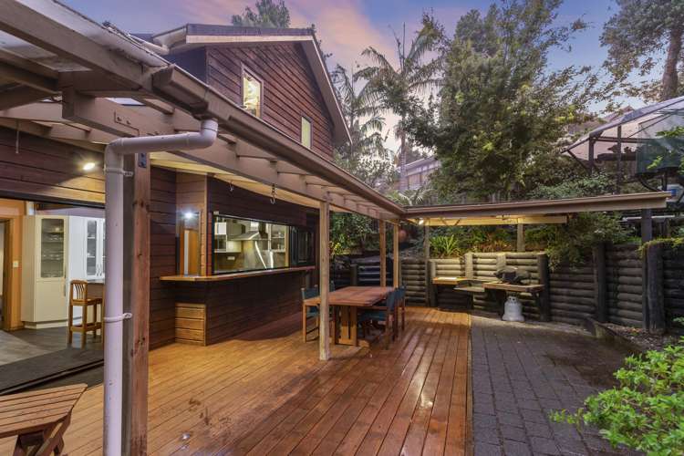 9 Longfellow Parade Glen Eden_15