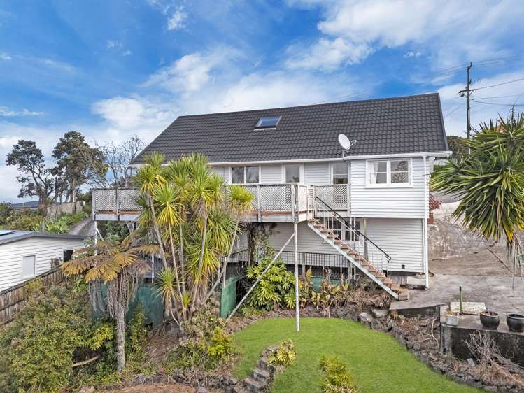 52 Carlton Street Hillsborough_35