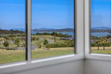 7 Blue Penguin Drive_4