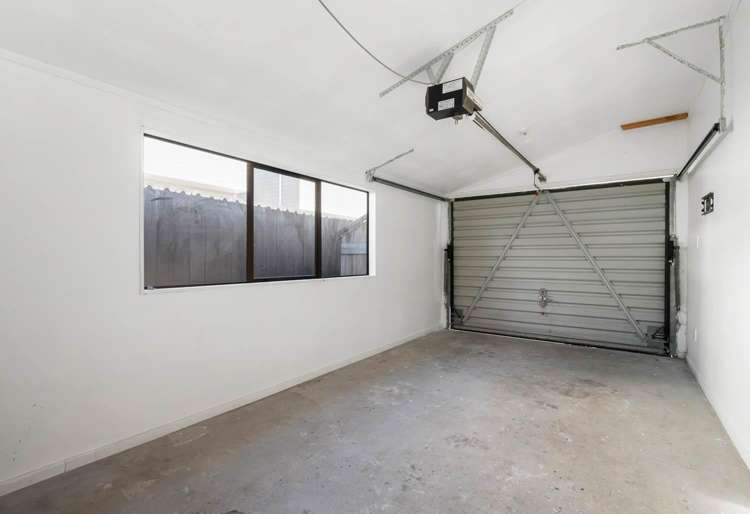 2/136 Moore Street Howick_18