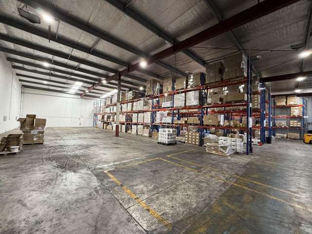 Highly Functional 1,255m&sup2; Warehouse