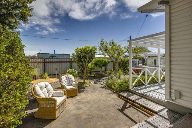 1209 Caroline Road Mayfair_3