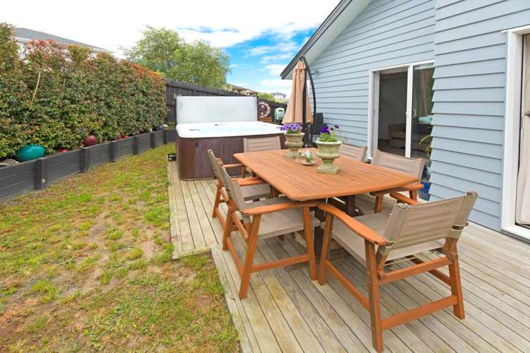 255 Alec Craig Way Gulf Harbour_16