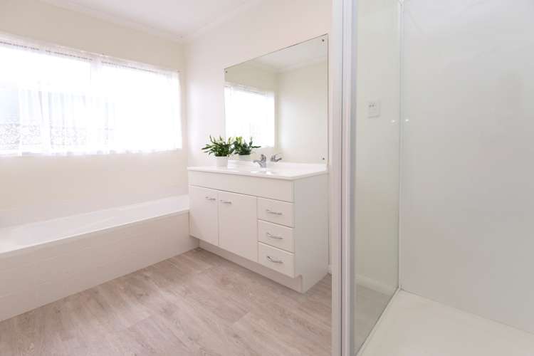 18 Francis Skinner Place Orewa_12