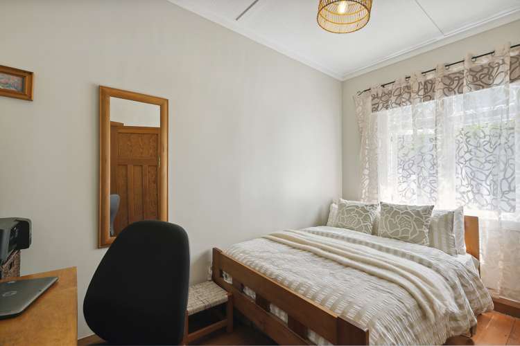 28 Brixham Way Newtown_4