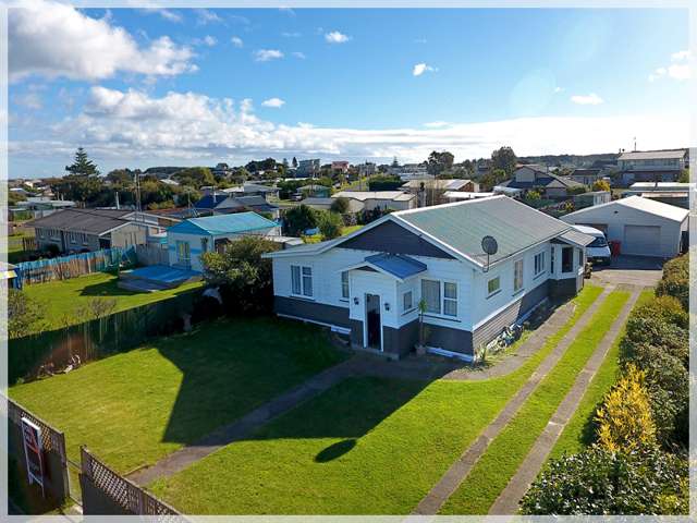 15 Linklater Avenue Foxton Beach_2