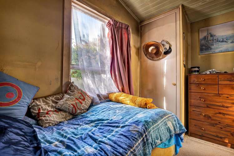82 Railway Street Eltham_11