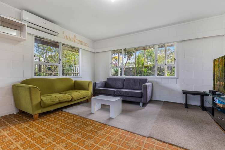 12 Finlow Drive Te Atatu South_14