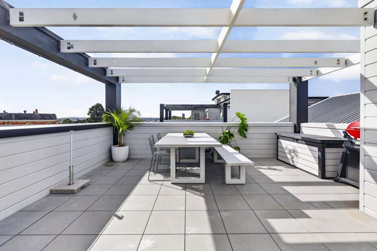 2a/2 Dickens Street Grey Lynn_16