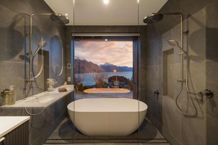 11 Belfast Terrace Queenstown_36