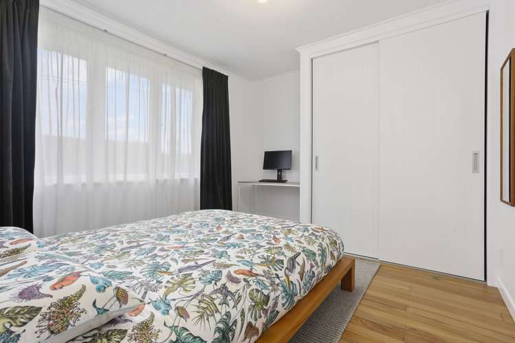 58 Brandon Road Glen Eden_13