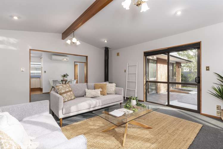 2/437 Greers Road Bishopdale_1