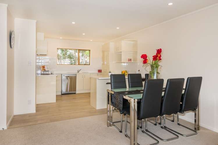 2/29 Verbena Road Birkdale_4