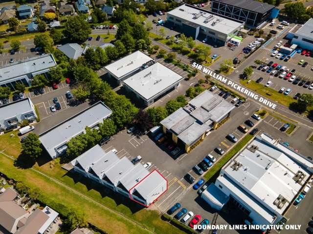 1/27A Sir William Pickering Drive Burnside_3