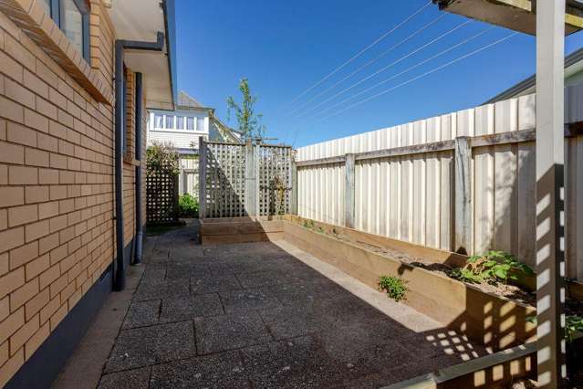 19 King Street Dannevirke_4