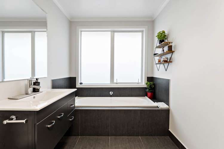 30 Raymond Grace Avenue Huapai_18