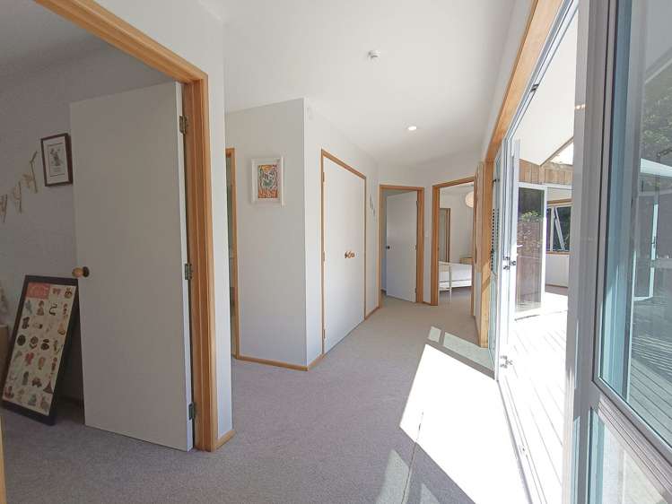 16a Russell Drive Oakura_6