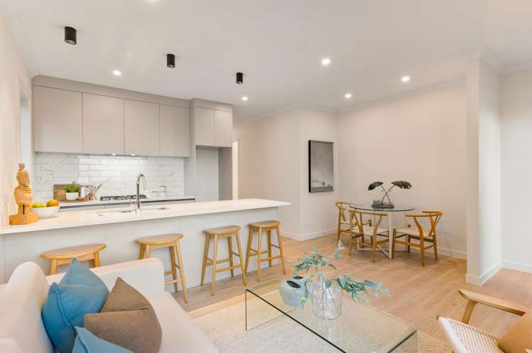 6 Luff Place Long Bay_34
