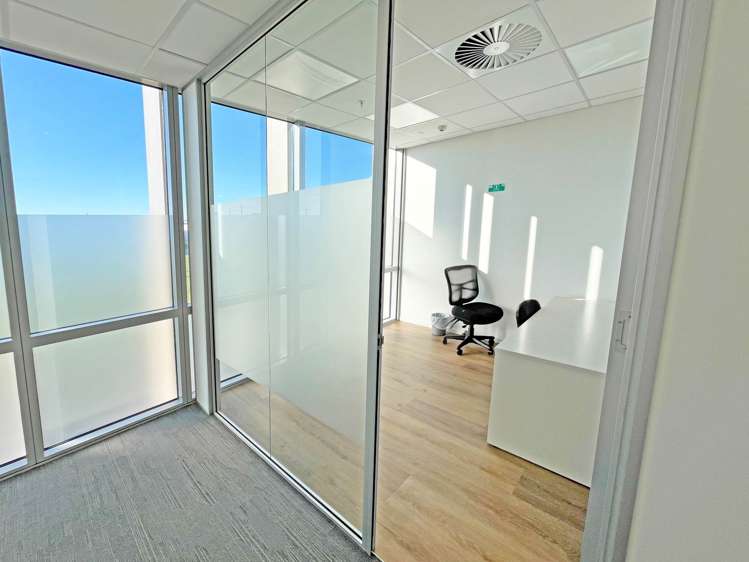 Level 1/211 Ormiston Road Flat Bush_6