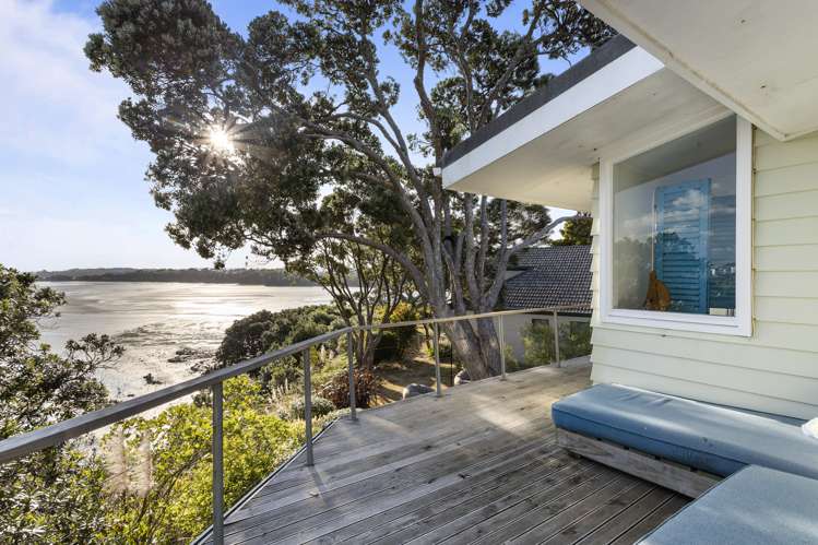 96 Ngataringa Road Devonport_11