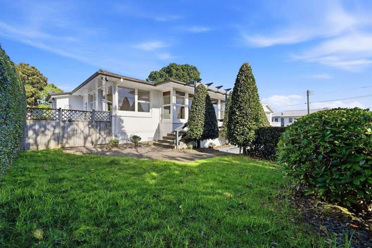 143 Riddell Road 1670_18