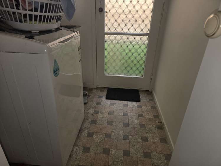 1/6 Andes Place Lynfield_11