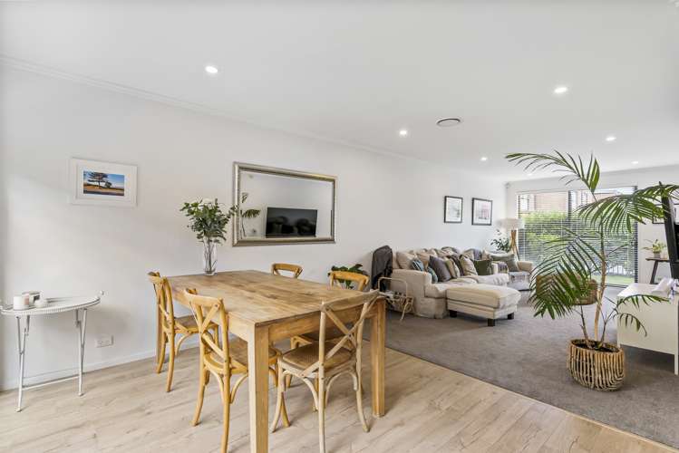 53 Scoria Crescent Stonefields_8