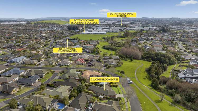 21 John Brooke Crescent East Tamaki Heights_24
