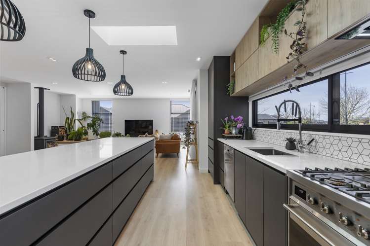 6 The Esplanade Pegasus_9