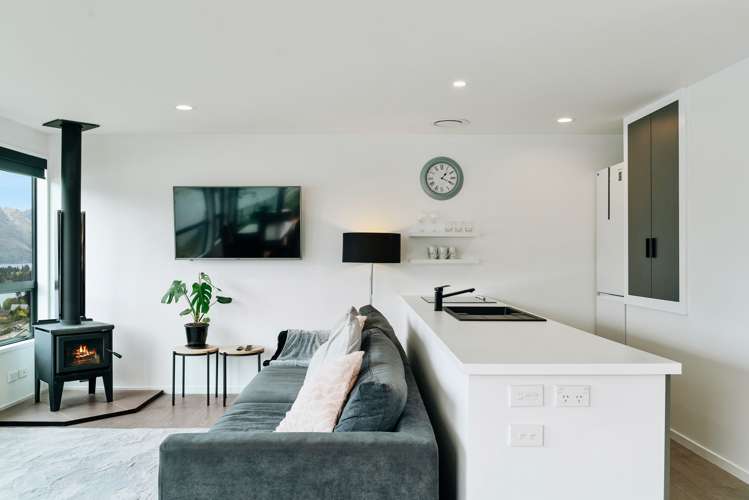 7 Woodlands Close Queenstown_2