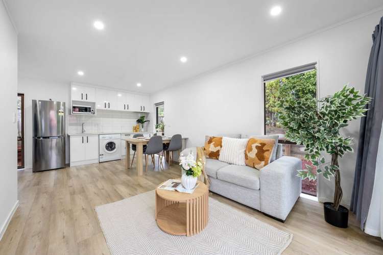 17 Orangewood Drive Northpark_19