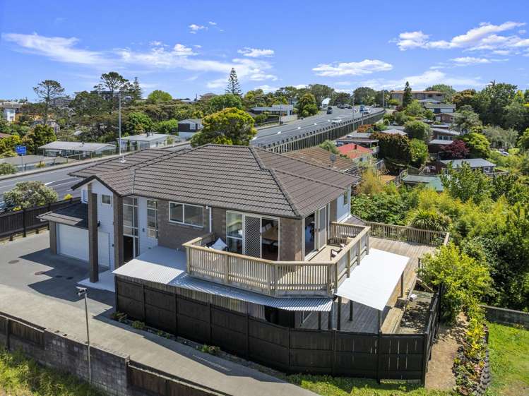 627a Glenfield Road Totara Vale_24