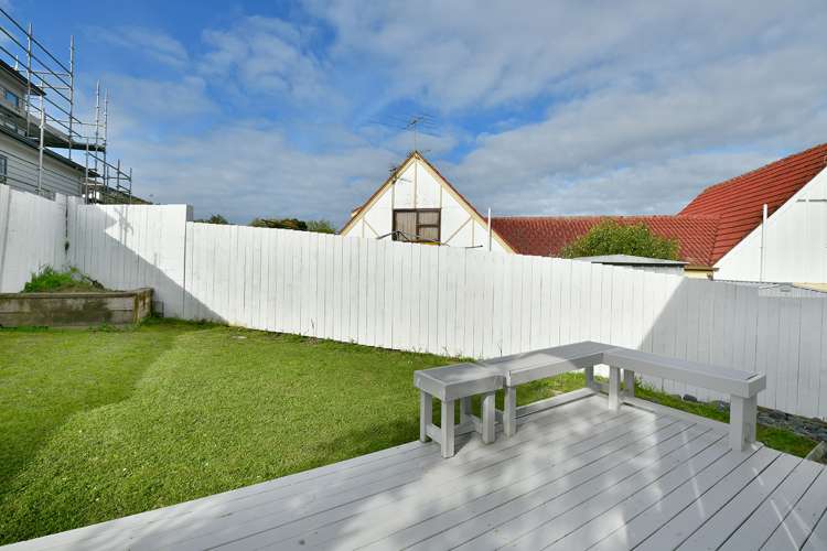 1/17 Athena Drive Totara Vale_16