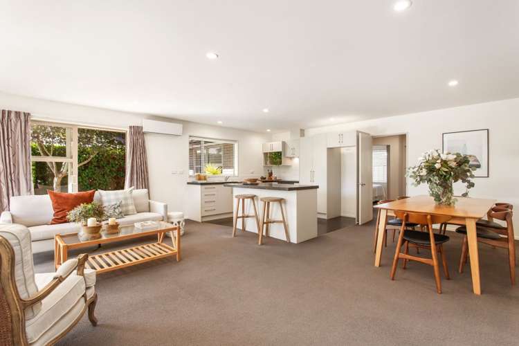 20 John Campbell Crescent Hillmorton_5