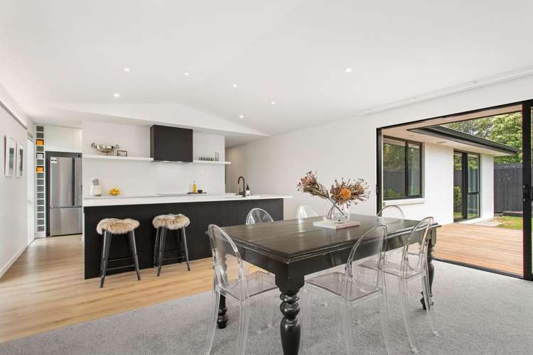 52 Suffolk Drive Kirwee_3