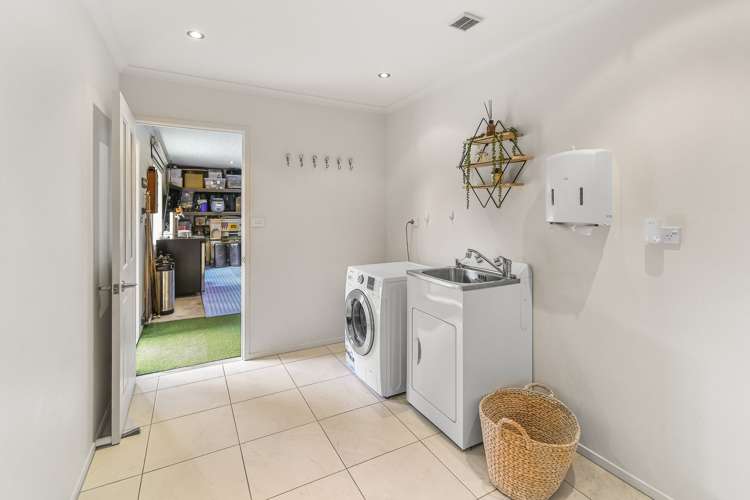 15 Judge Richardson Drive Opaheke_21