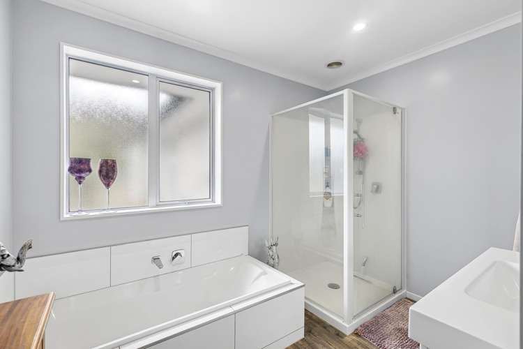 11 Robertson Mill Place Rai Valley_16