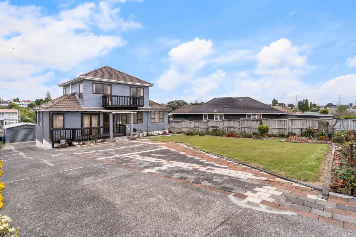 655 Richardson Road_1