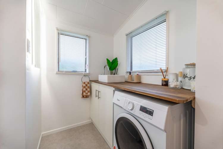 17 Huxley Street_5
