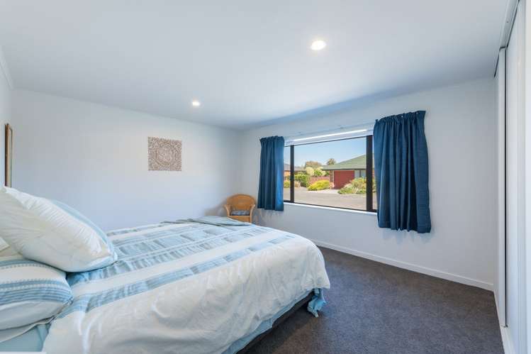 14 Pettit Place The Wood_7