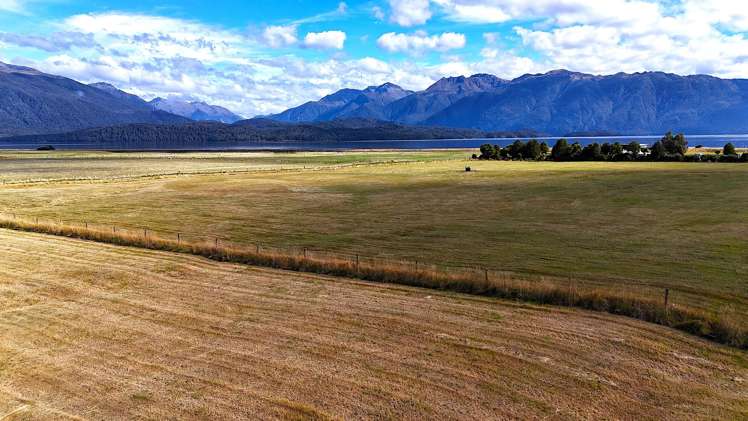 173 Aparima Drive Te Anau_11