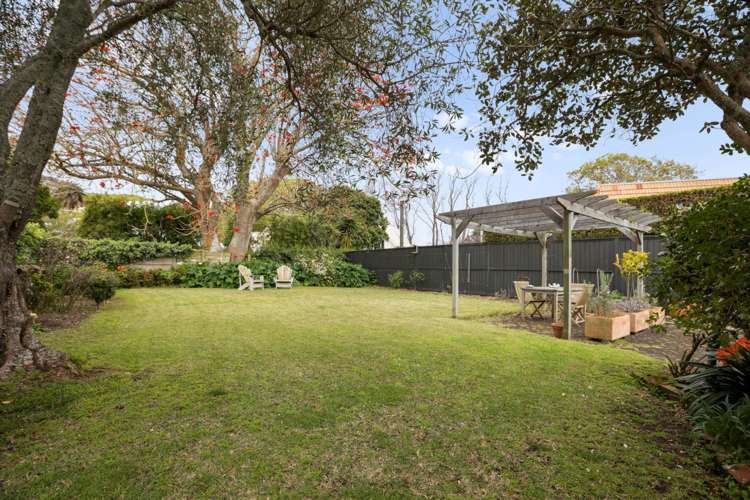 42 Cheltenham Road Devonport_18